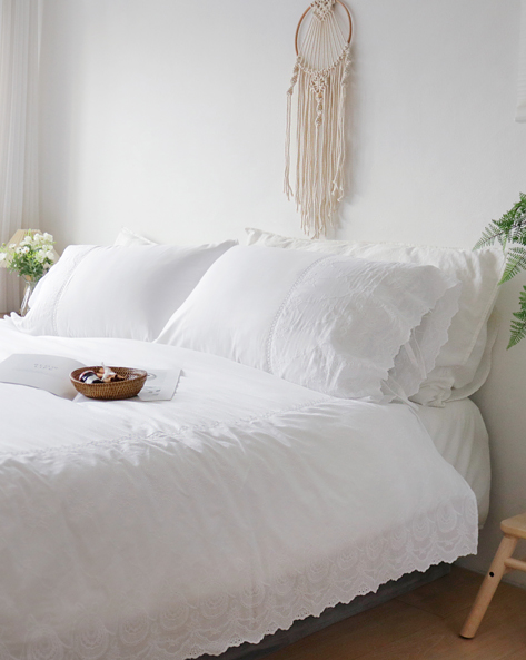 ǻ�� �ʸ� �ສ ħ��